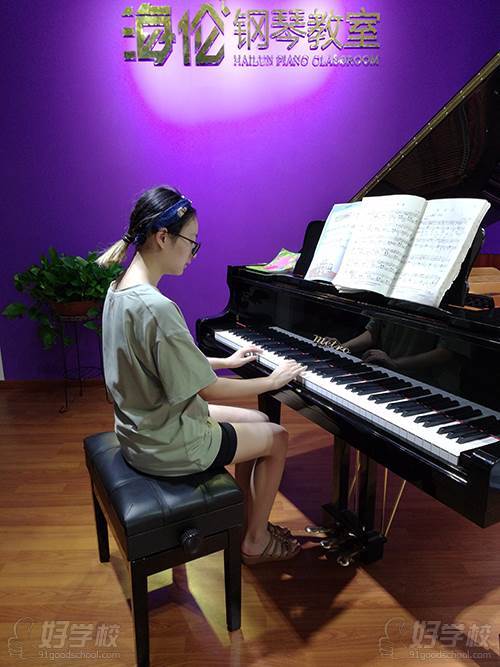 资阳海伦钢琴教室学习现场