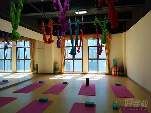 深圳深梵国际瑜伽教练培训学校  教学场馆环境