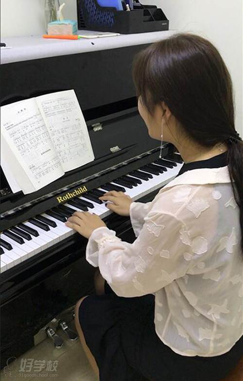 北京音为你艺术课堂  钢琴学习现场
