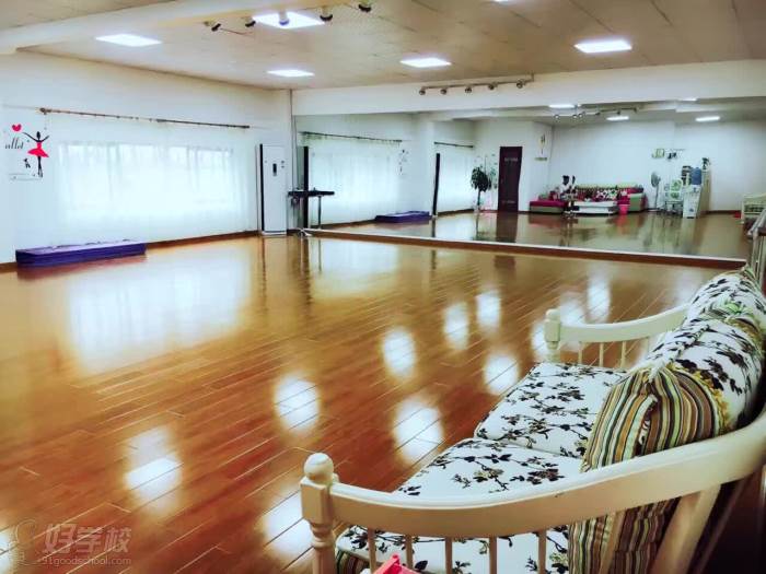 广州博优舞蹈培训中心教学环境