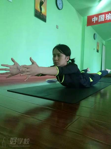 北京尚蒂瑜伽教练培训学校  学习现场