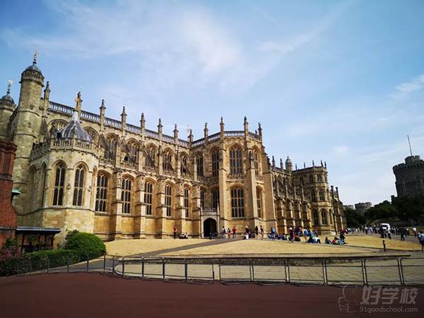 深圳博瀛国际教育 英国伦敦贵族寄宿名校体验课程 探访女王温莎城堡