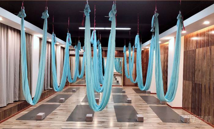 空中瑜伽教室