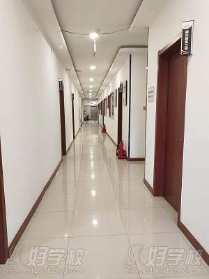 学院走廊