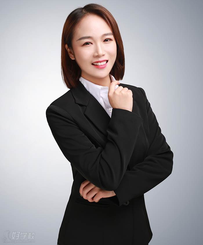 深圳瓦力工厂编程培训中心 小艾老师