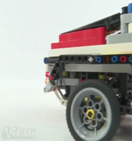 深圳瓦力工厂编程培训中心 EV3扩展班学员成果 车（搭建部分）