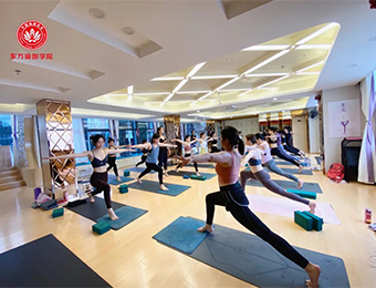 广州全美瑜伽联盟RYT200瑜伽教练培训课程