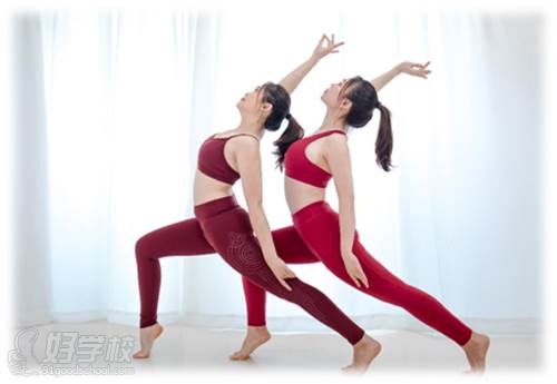 广州东方瑜伽学院  学习现场