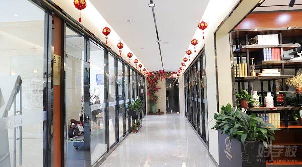 学校走廊
