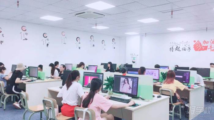深圳创新教育电商学院 教学现场