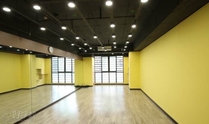 成都吉美舞蹈连锁培训中心  高新天府校区 教学环境
