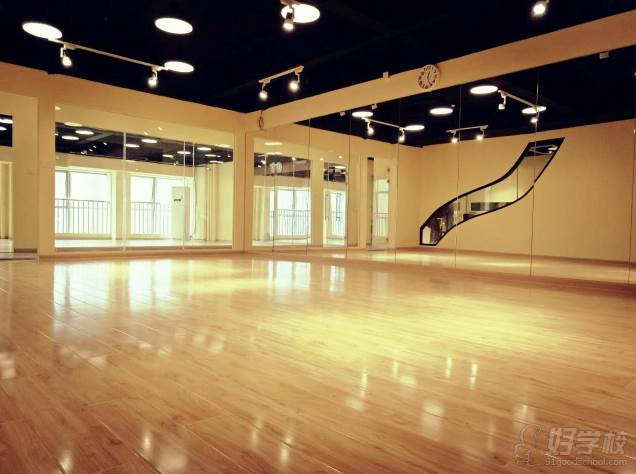 成都吉美舞蹈连锁培训中心  金沙校区 教学环境