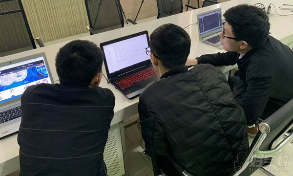 南通科迅教育 学习现场
