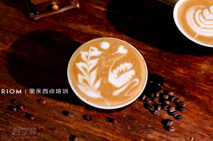 广州里永国际西点培训学校  咖啡作品