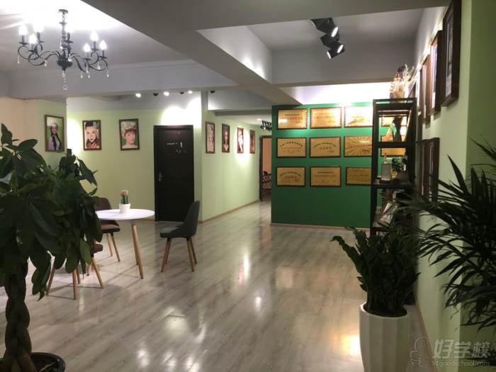 昆明茗荏化妝培訓學校休息區 昆明茗荏化妝培訓學校休息區