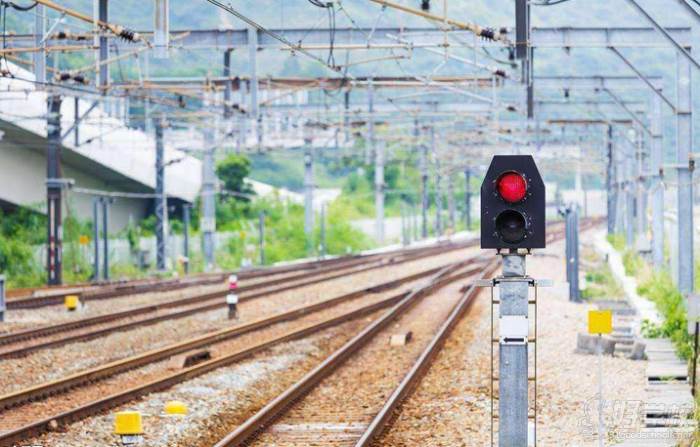 北京商鲲学院  铁道供电与信号专业课程
