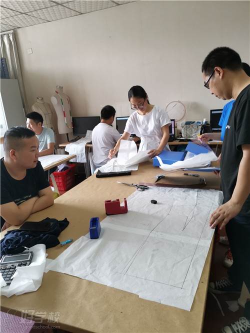 广州已维服装设计培训学校 教学环境