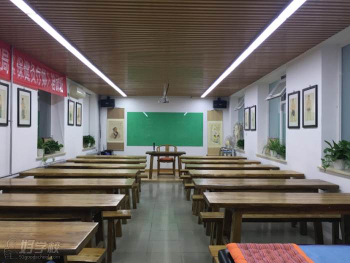 北京华佗职业技能培训学校  教室环境