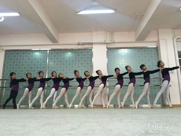 沈阳金池舞蹈培训中心 学员风采 (4)