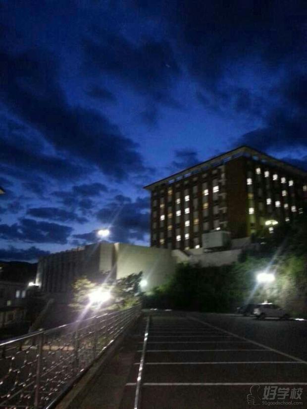 韩国东国大学美丽校园 夜景