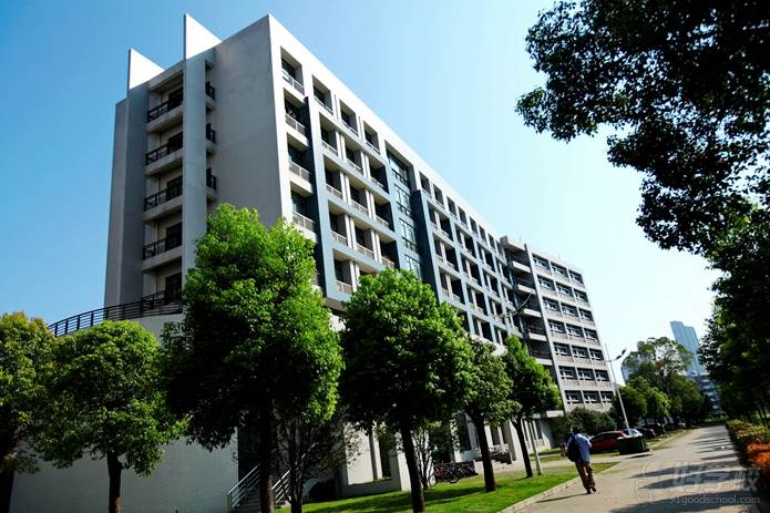 湖北大学 材料科学与工程学院 湖北大学 材料科学与工程学院
