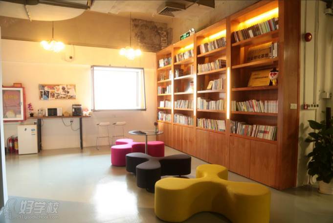 枝豆学堂  教学环境-图书室
