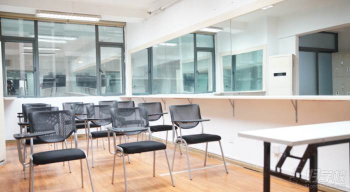 湖南知音美容美发化妆学校 课室环境