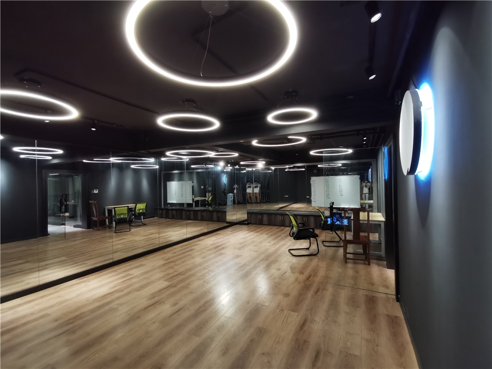 后浪艺术传媒艺考培训中心