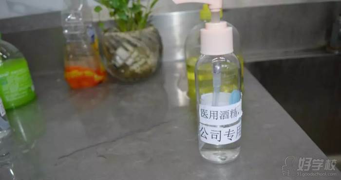 深圳多喜娃醫(yī)用酒精