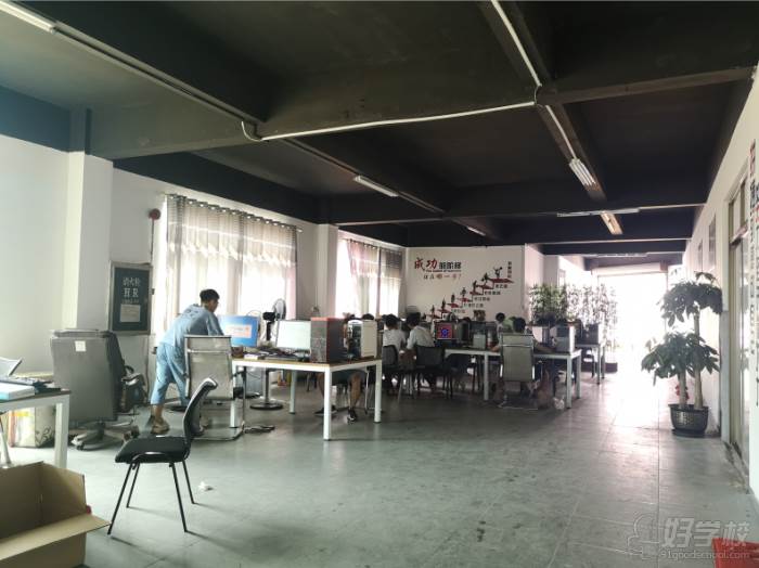 广州叶帆印花设计培训中心  番禺校区教学环境