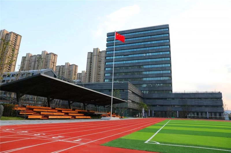 南京市莫愁中等专业学校被喻为河西新城的职教明珠