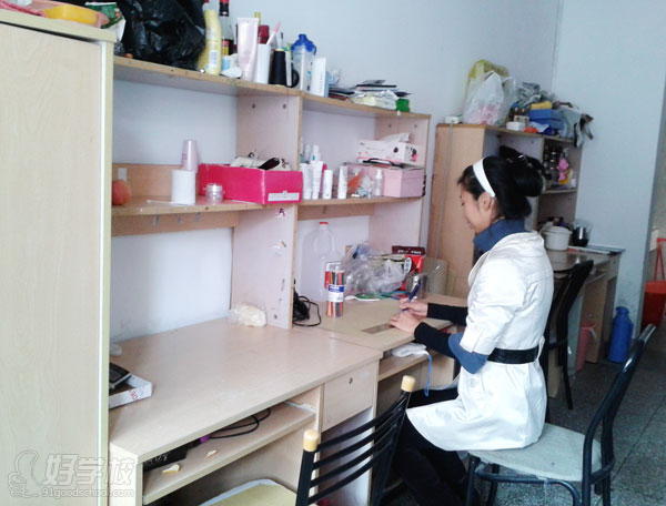 上海树东服装设计研究院学生宿舍