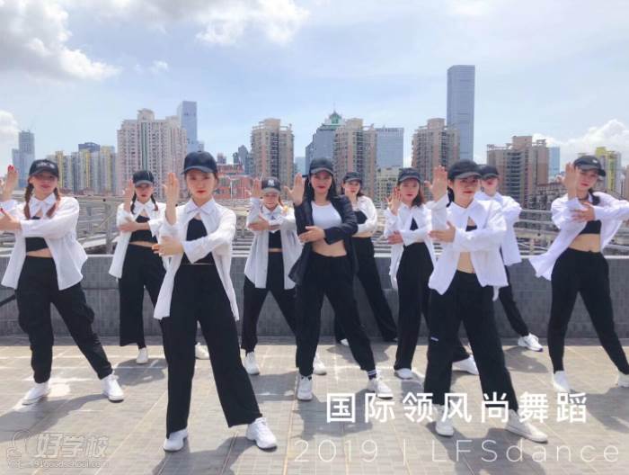 深圳领风尚舞蹈培训连锁机构  学员风采