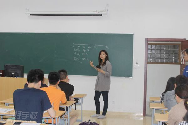 王静老师讲解课程的安排及学习目标