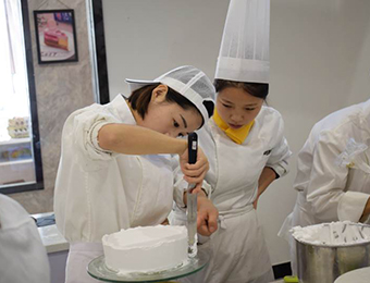 石家庄26天高端私房蛋糕烘焙创业培训课程
