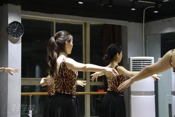 南京Diva国际舞蹈学校 培训