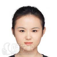东明星光艺术教育优秀学员:刘荣琳