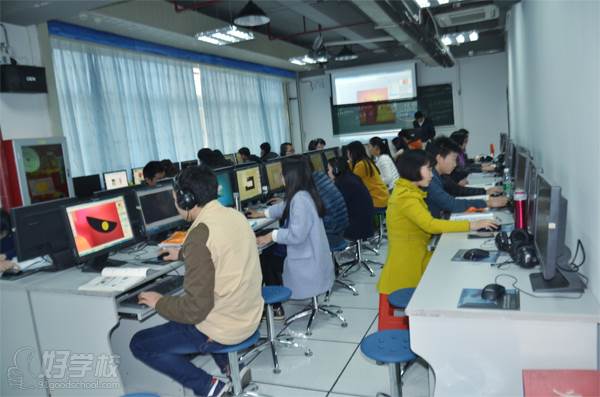 深圳博智培训学校 平面设计教学现场