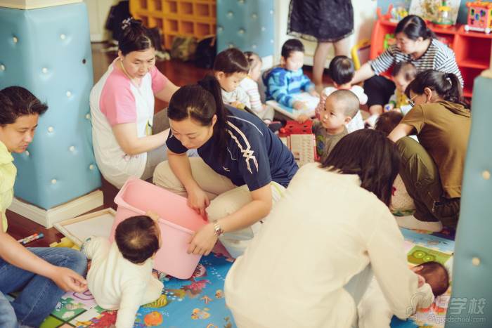 上海晓霆心理教育 风采展示