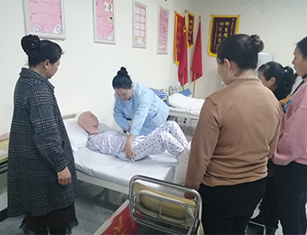 杭州初中高级医疗养老护理员培训班