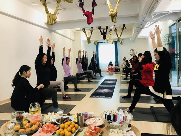 广州盈善瑜伽学院 学员风采