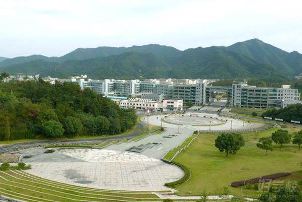 浙江科技大学 校内环境 浙江科技大学 校内环境