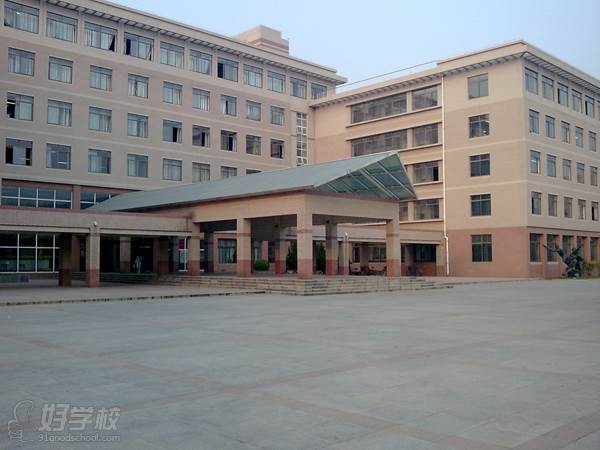 大连理工大学 校园环境 大连理工大学 校园环境