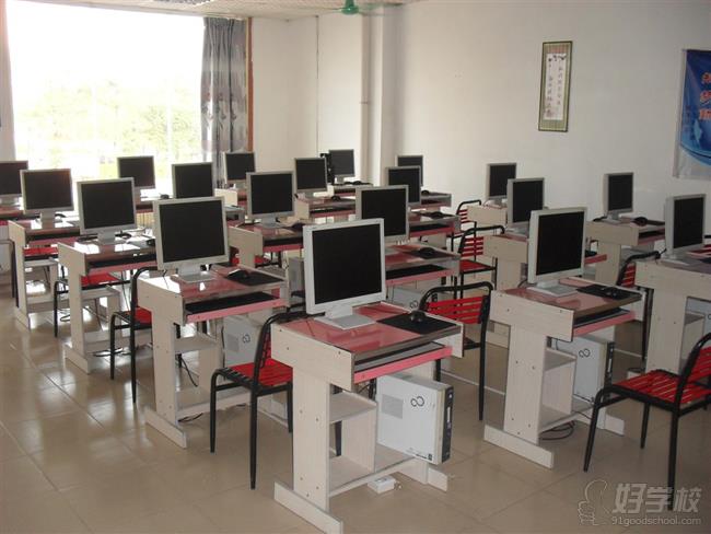德竹电脑培训教室
