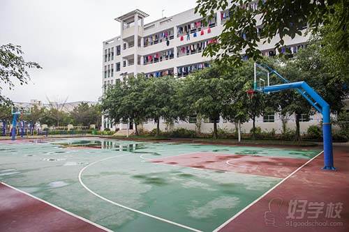 珠海南方教育 篮球场