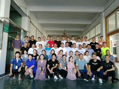 宁波鑫泰消防职业技能培训学校 合影
