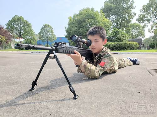 上海小獵鷹青少年軍事夏令營 個人風采