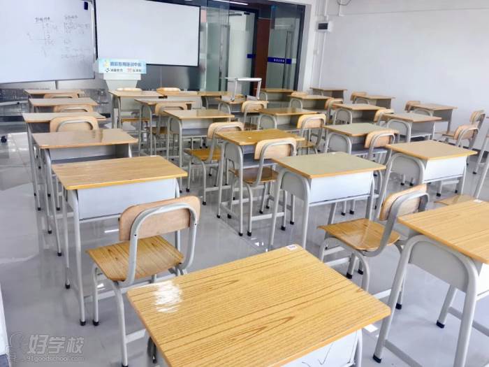 深圳鵬辰教育 教學環境 深圳鵬辰教育 教學環境