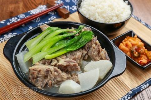 广州美味传餐饮培训学校 骨头饭作品