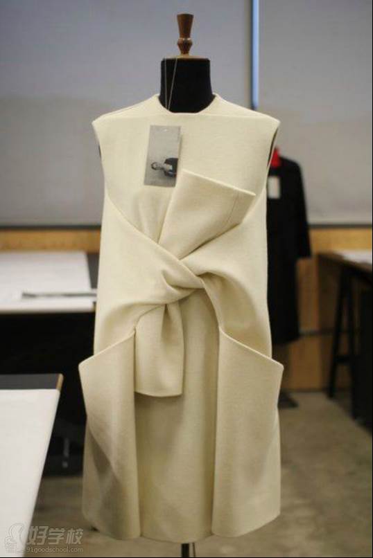 广州服装设计专业年课班作品展示